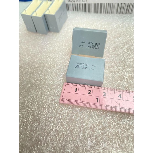 (แพ็ค2ชิ้น) C 0.1UF 1600V 100nF 104PF แบรนด์KEMET อิตาลี คาปาซิเตอร์ 100nF ขาห่าง22มิลเทาเหลี่ยม C0.