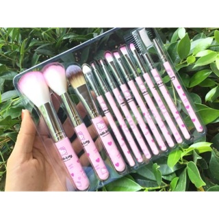 แปรงคิตตี้ kitty brush