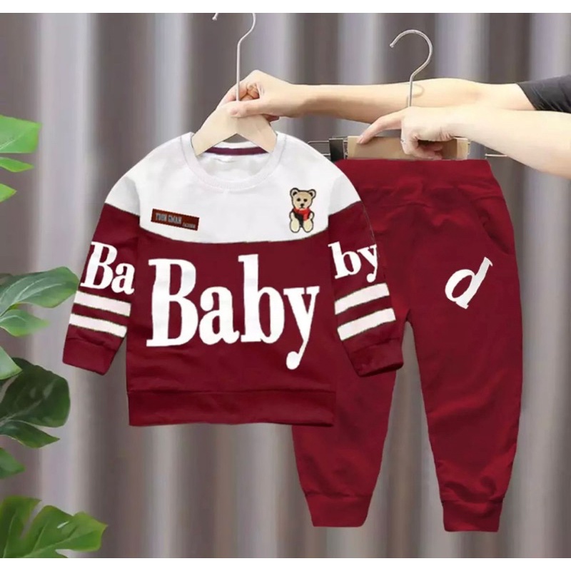 ชุดเสื้อแขนยาวและเสื้อสเวตเตอร์จ็อกเกอร์เด็กผู้ชายพร้อมแพนด้า โมติฟ อายุ 3 เดือน – 5 ปี