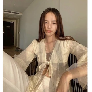 💖ARPA💖เสื้อคอวีผูกหน้าไปทะเลแต่งลูกไม้ แขนยาวผูกโบว์ตรงอก มินิเดรส ฺBaimon