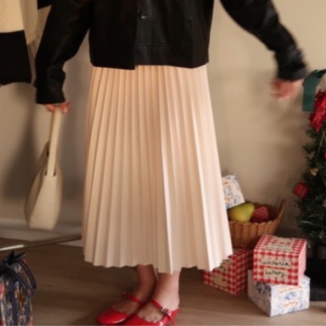 cpjgirlxx | พร้อมส่ง Seoulo pleated skirt - 4colors กระโปรงพลีทขายดี