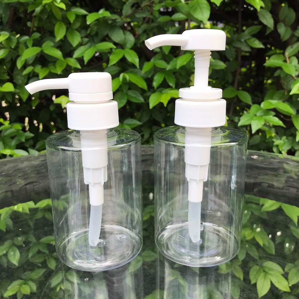 ขวดปั๊ม ขวดพลาสติก PET ใส 300ml - หัวปั๊มสีขาว ทรงเตี้ย ฐานกว้าง ขอบตัดตรง - ใส่เจล สบู่เหลว ครีมอาบน้ำ