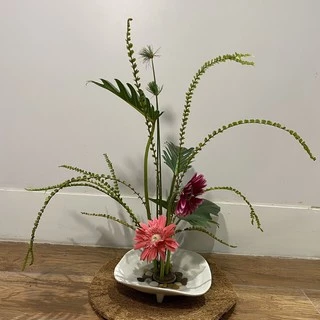 ส่งด่วนได้ Kenzan หนามเตย จัดดอกไม้ เข็มยึดสำหรับจัดดอกไม้ แบบญี่ปุ่น Ikebana แปรงทำความสะอาด เข็มจัดหนายเตย