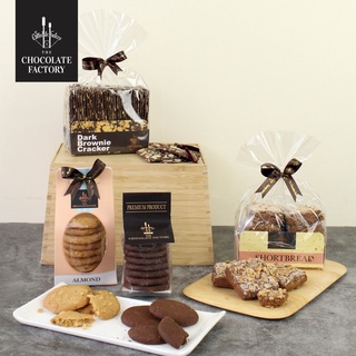 The Chocolate Factory  - Cookies &amp; Cracker set