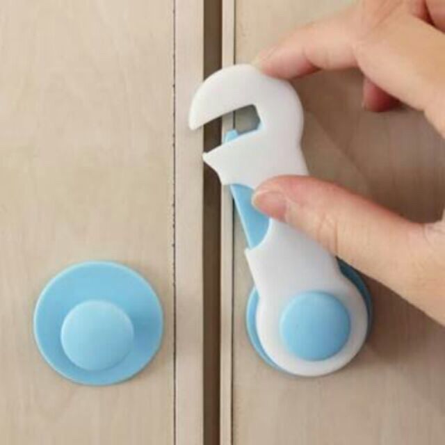 (พร้อมส่ง) ที่ล็อคประตูตู้​ กันเด็กเปิด-ปิด​แล้วไม่หนีบมือ ทำให้ไม่เกิดอุบัติเหตุ