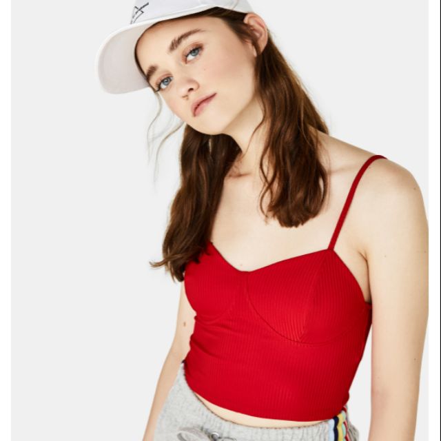 CROP BERSHKA