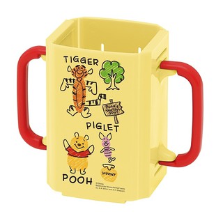 กล่องกันบีบ กล่องนม pooh เหลือง พับเก็บได้ พกพาสะดวก Skater Drink Holder Disney