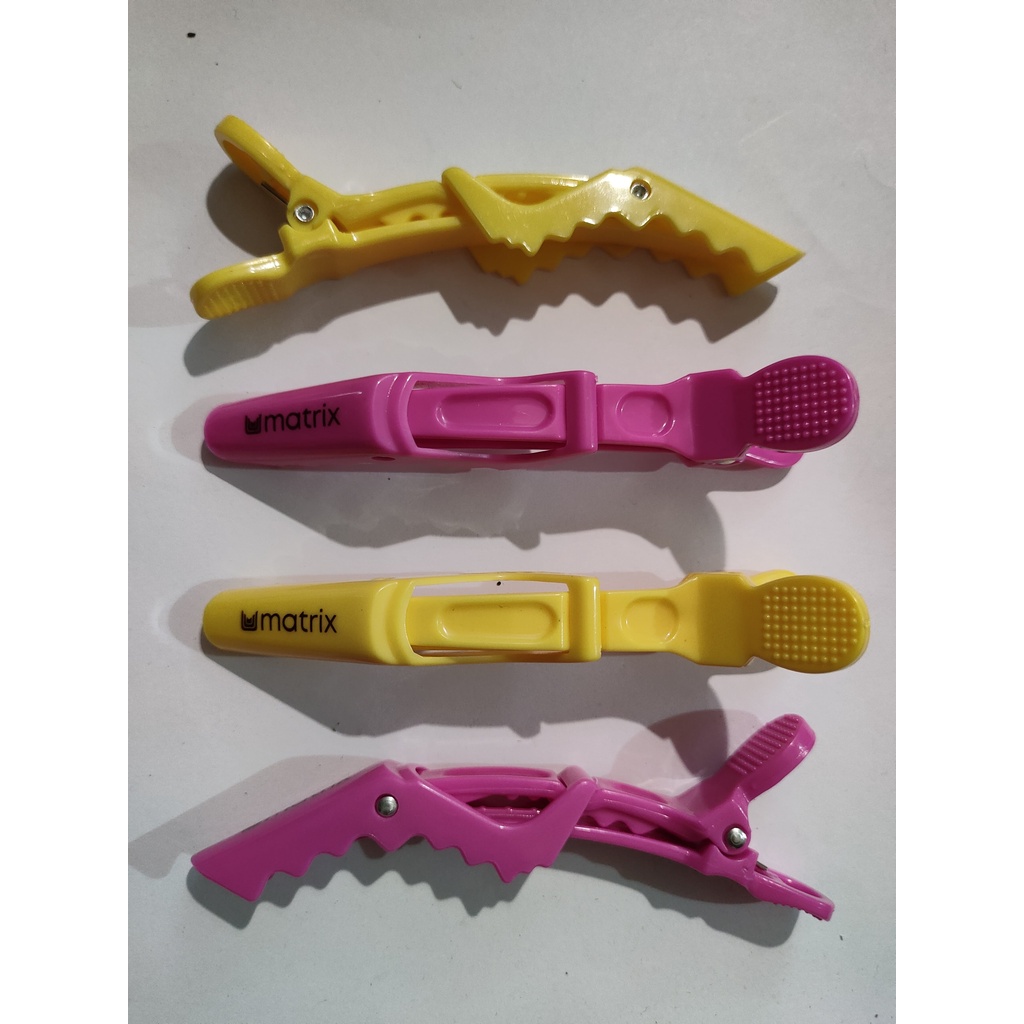 คลิปจระเข้คุณภาพนําเข้า ยี่ห้อ Matrix (Loreal) 11ซม ☘️เครื่องสําอางยูริ☘️