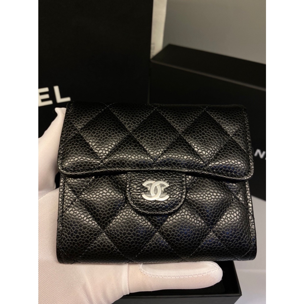 chanel trifold wallet holo 31