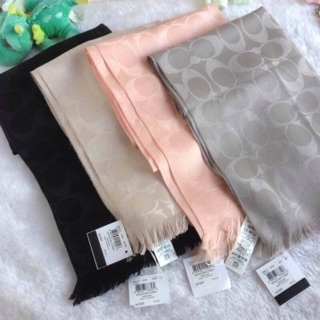 ของแท้100%พร้อมส่งที่ไทย COACH SIGNATURE C WRAP F76394/CB700/CB683 💚 ผ้าพันคอเนื้อผ้านุ่ม ผืนใหญ่