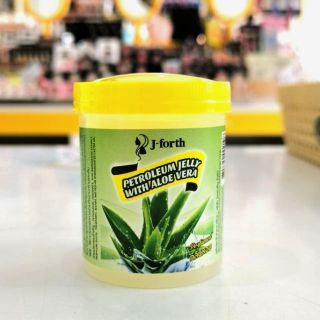 วาสลีน​ บำรุงเล็บJ-forth petroleum jelly with​ aloe​ vera 65ml.