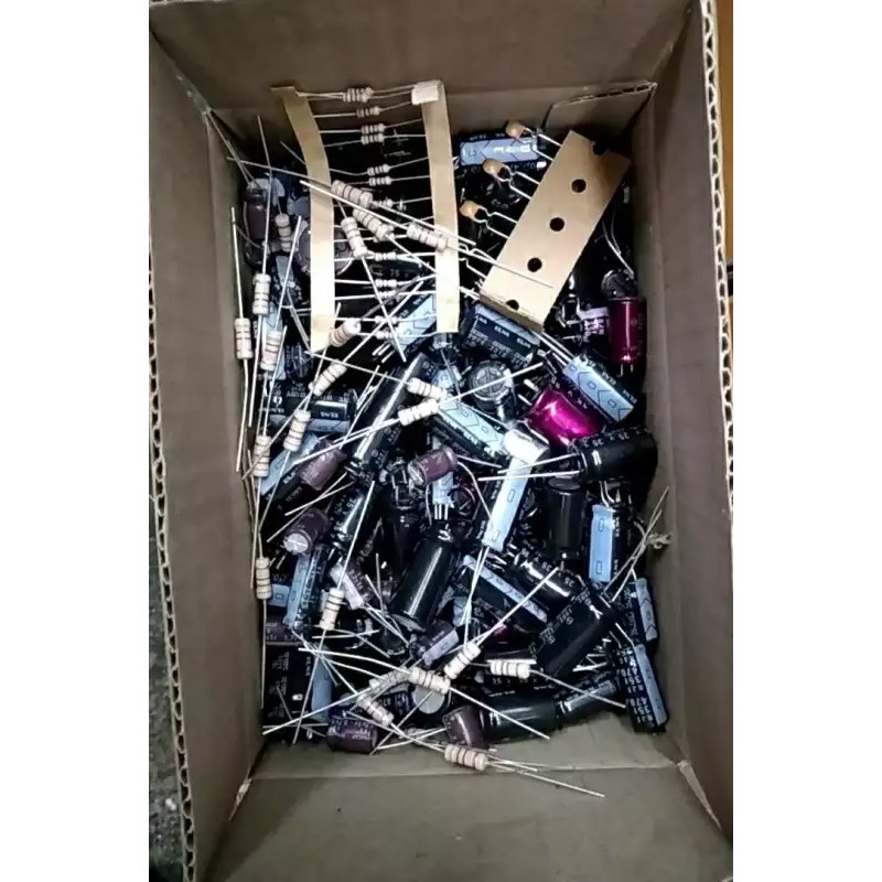 ชุดเซ็ทสุดคุ้ม C+R อะไหล่สารพัดค่ารวม Capacitor ปีใหม่ๆ คุณภาพเน้นๆ
