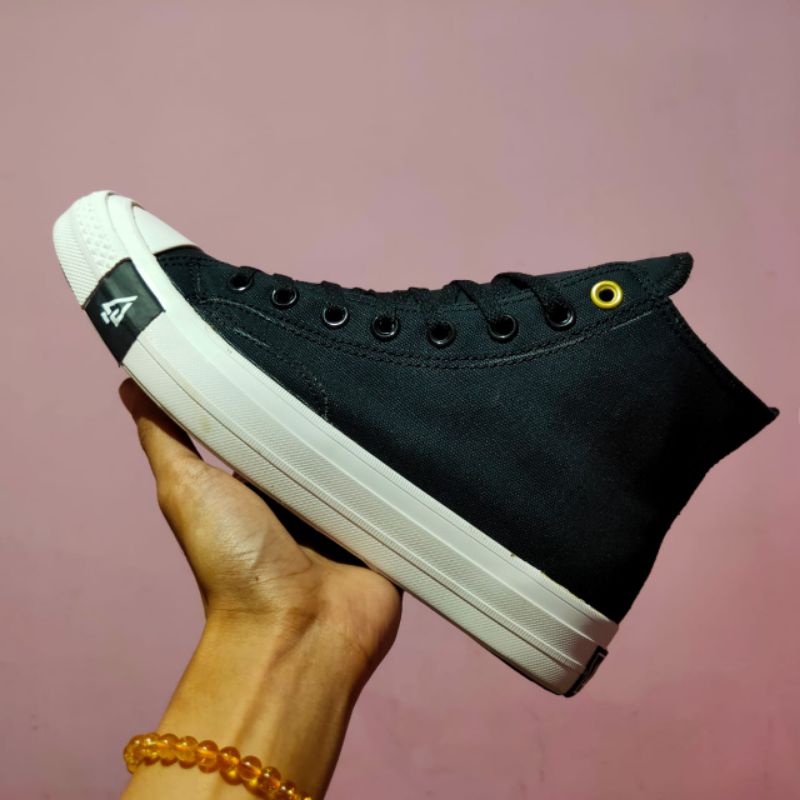 All STAR CHUCK TAYLOR CONVERSE 70S HIGH BLACK EGREAT CT รองเท้า