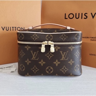 New LV Cosmetics nice mini  แถมสายมุก