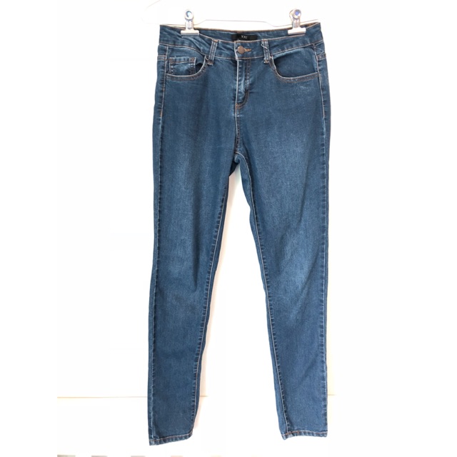 Regular waist jeans