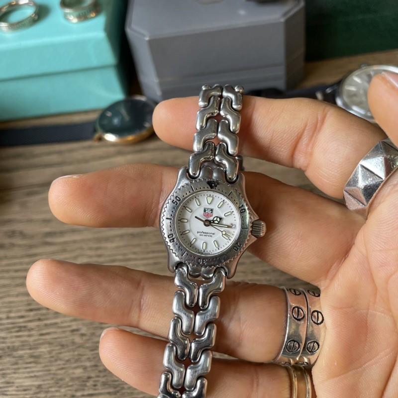 นาฬิกา Tag heuer ก้างปลา ระบบQuartz ขนาด26มม. สายยาวข้อมือ5.3นิ้ว