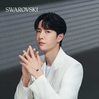 ขายแฟลช 100% Swarovski ICONIC หงส์ดํา หงส์ดํา สร้อยคอแฟชั่น เครื่องประดับ