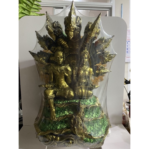 ปู่ศรีสุทโธย่าศรีปทุมมา องค์นั่งคู่ ขนาดกลาง กว้าง 11นิ้ว สูง 16 นิ้ว ปู่ย่า