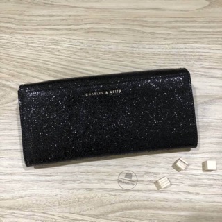 Charles &amp; Keith Metallic Detail Long Wallet (outlet) สี Flicker Black