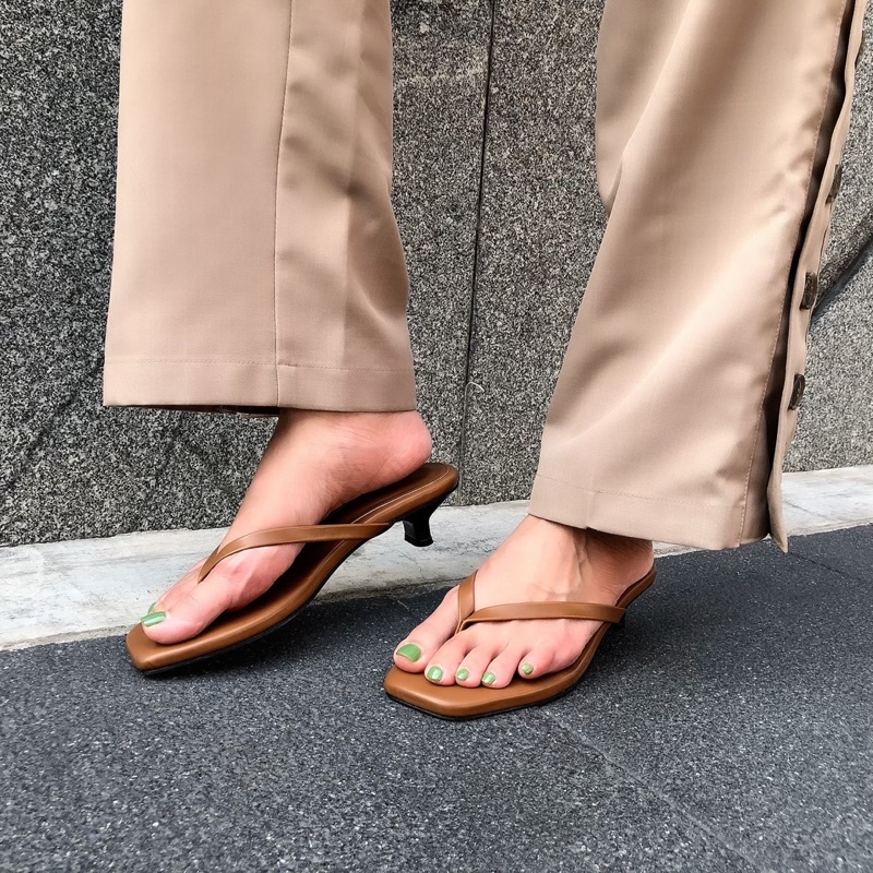 WILA SHOE S  แฟชั่นรองเท้า รองเท้าผู้หญิงแฟชั่น รุ่นโบวี่🎋|พร้อมส่ง รองเท้าผู้หญิง