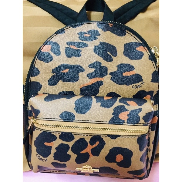 เป้ coach แท้ลายเสือ ขนาด8.5*10 นิ้ว