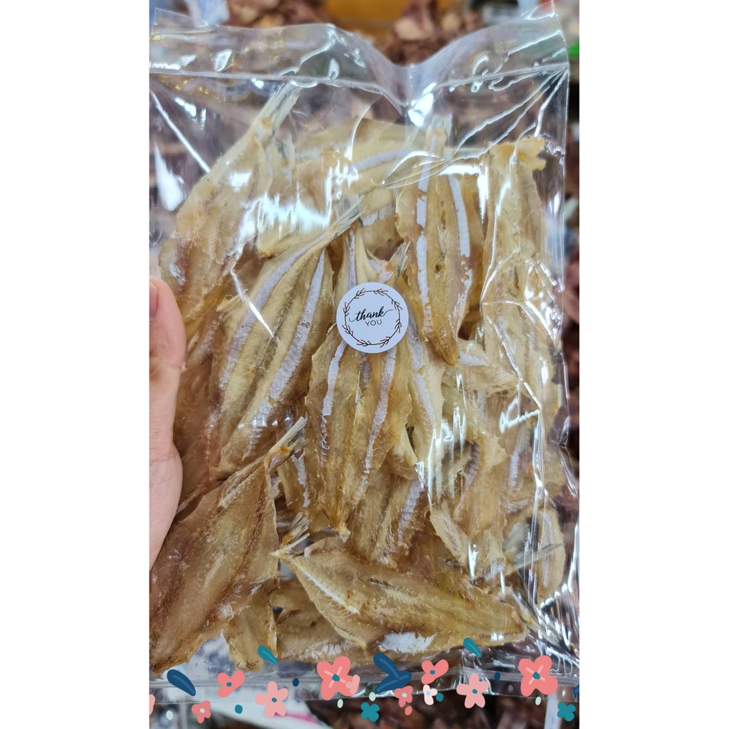 ปลาแก้วตากแห้ง เค็มอร่อย น้ำหนัก200กรัม (MOMSQUID100ROI)