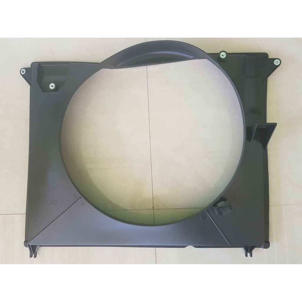 บังลมหม้อน้ำ TOYOTA VIGO 2500,3000,1KD,2KD อันละ500บาท