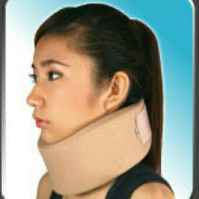 เฝือกใส่คอ ชนิดอ่อน [Soft collar] ใส่โคตรสบาย ส่งฟรี!!