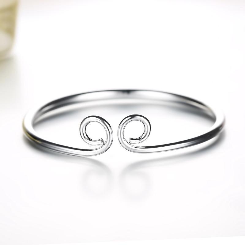 สร้อยข้อมือกำไลข้อมือกําไลข้อมือเงิน S925 Silver Bracelet สําหรับผู้หญิง WHB54R