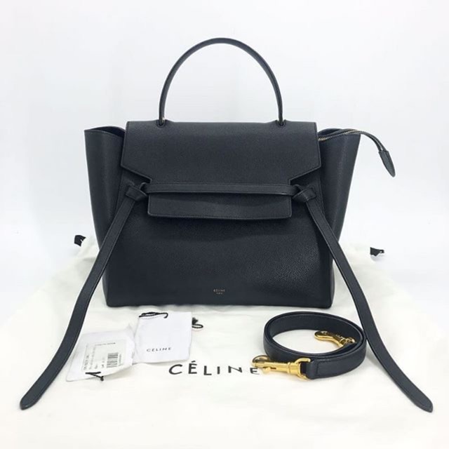 Used Celine belt bag mini ปี15 ใช้งานทั่วไป ทรงยังตั้งสวย ขอบมุมดีค่า อุปกรณ์ : การ์ด ถุงผ้า สาย ❌41,500 net