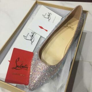 เช็คสินค้าก่อนสั่ง Hi-end  christian Louboutin ส้นเตี้ย