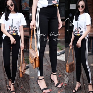 กางเกงเอวสูงSkinny เป็นผ้านำเข้า ทึบแสงไม่บาง ใส่สวยยยยย เก็บทรง เป๊ะ มาพร้อมดีเทลแถบขาวด้านข้าง3เส้น