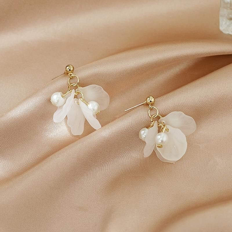 [พร้อมส่ง] ต่างหู Chloe