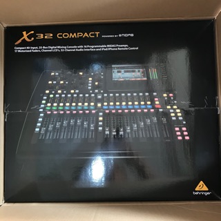 มิกเซอร์ Behringer X32 Compact