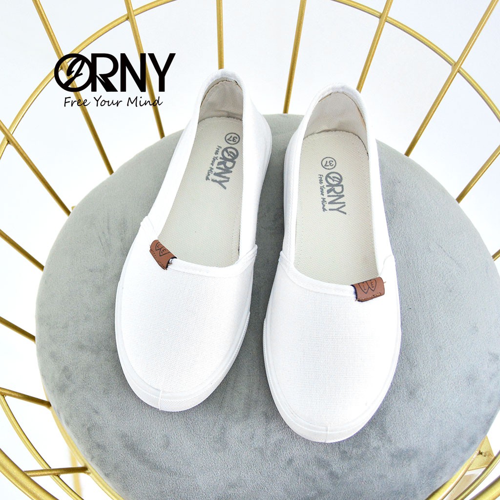 ♥️แบบใหม่ล่าสุด.❤️.เบา ใส่สบาย 🌈 OY78 ORNY(ออร์นี่) รองเท้าผ้าใบแบบสวม ใส่ง่าย รองเท้าแฟชั่น รอ