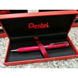 ปากกา Pentel มี3สีให้เลือก ลวดลายสวยหรู