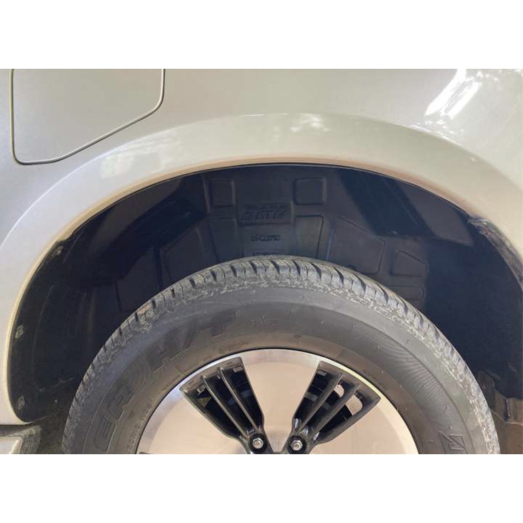 กันโคลนรถยนต์ (แบบคลิ๊ปล๊อคไม่เจาะรถ) Mitsubishi Triton ปี 2005-2014 ใช้ได้ทุกรุ่น ซุ้มล้อ กรุล้อ - รูปที่ 4