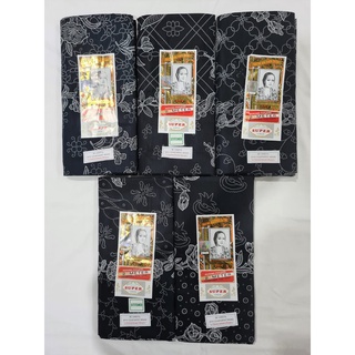 ผ้าถุงตรา เจ้าหญิง ซุปเปอร์ คอตตอน 100% RATNA DEWI  ขนาด 2 เมตร  (สีขาว-ดำ) ลายใหม่