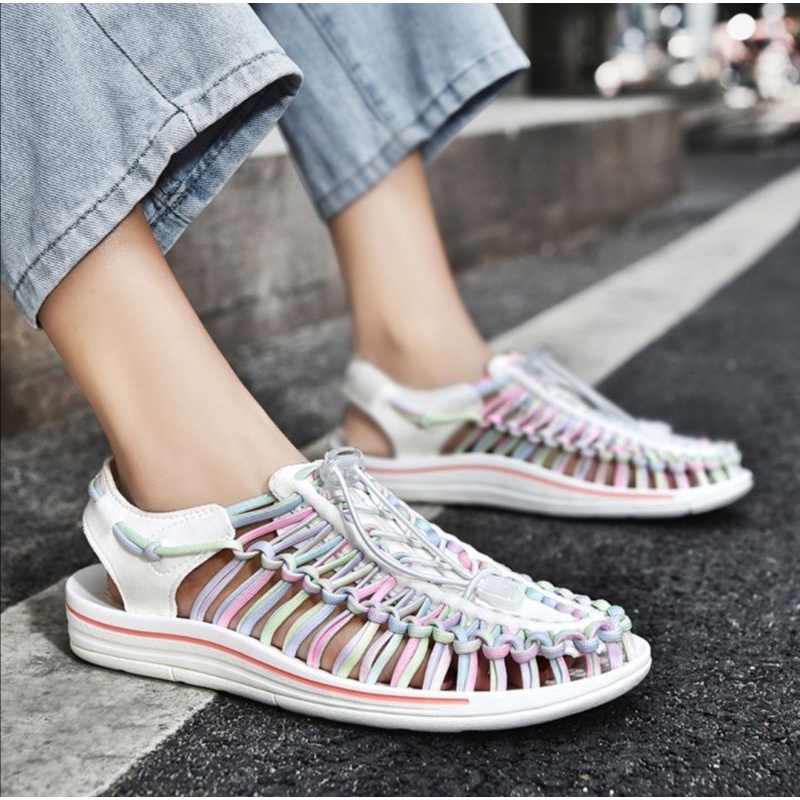 พร้อมส่ง‼️ New Color สีรุ้ง🌈 รองเท้าถักเชือก FASHION สไตล์ Keen Sandal รองเท้าถักเชือก✅️พร้อมส่