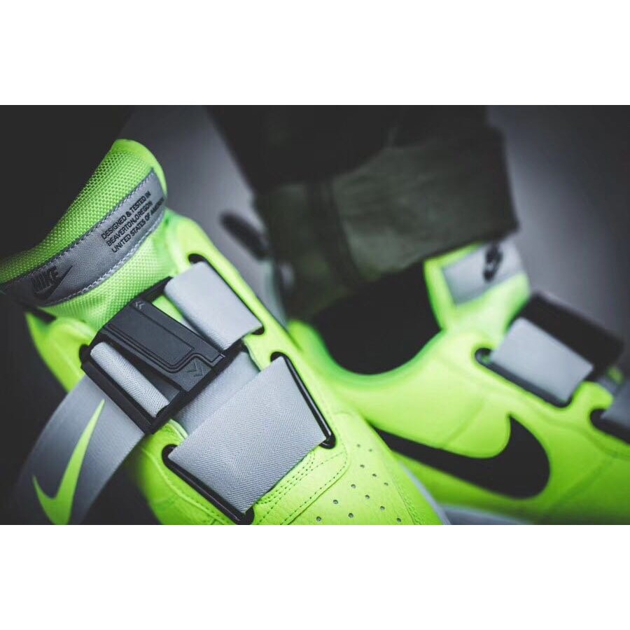 Nike air force on sale 1 utility qs volt