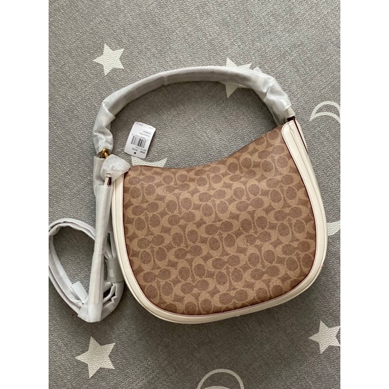 6,790.- พร้อมส่ง แท้💯🇺🇸 Coach Ladies Signature Canvas Sutton Hobo Bag 38580