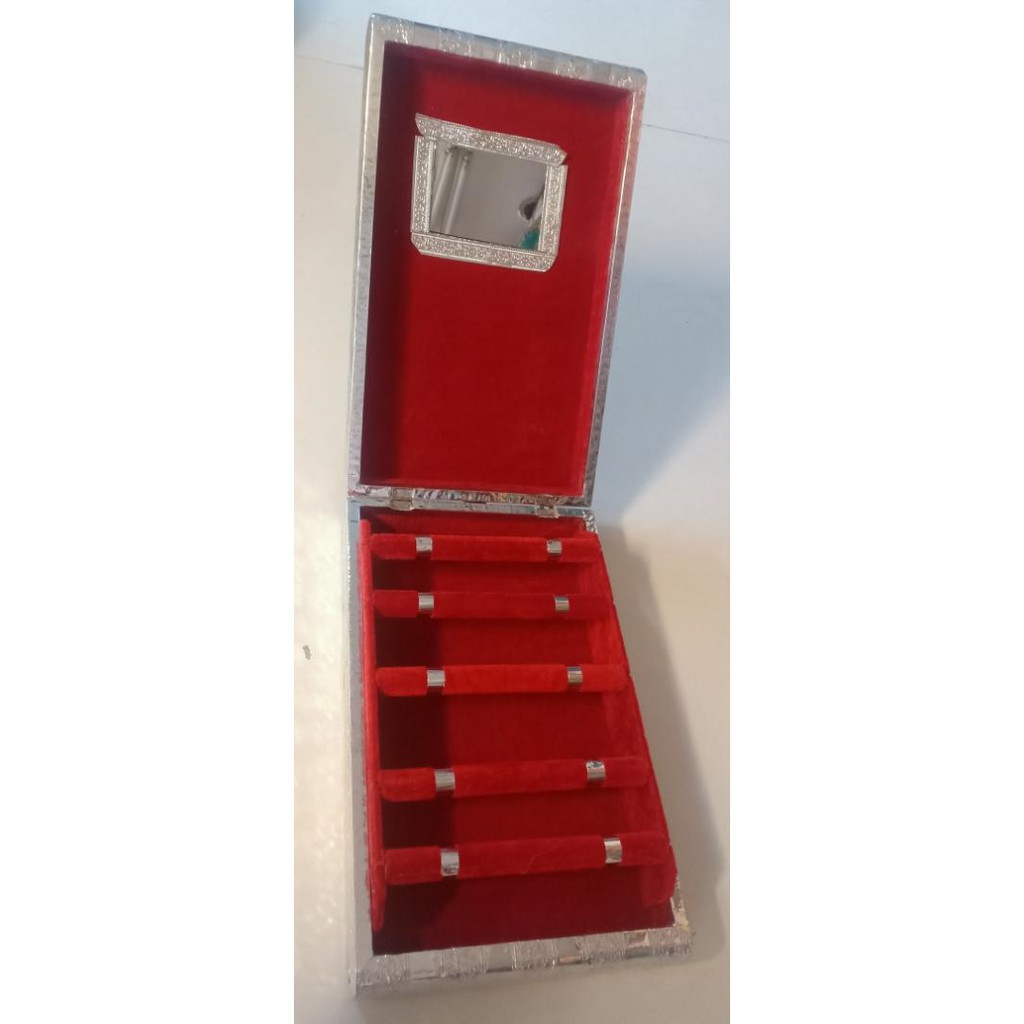 BANGLE BOX ROD 6 SILVER COLOUR กําไลข้อมือมีวงกลมในรูปร่าง