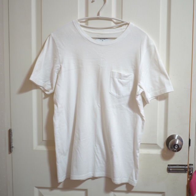 เสื้อยืดสีขาว แบรนด์twenty second size M