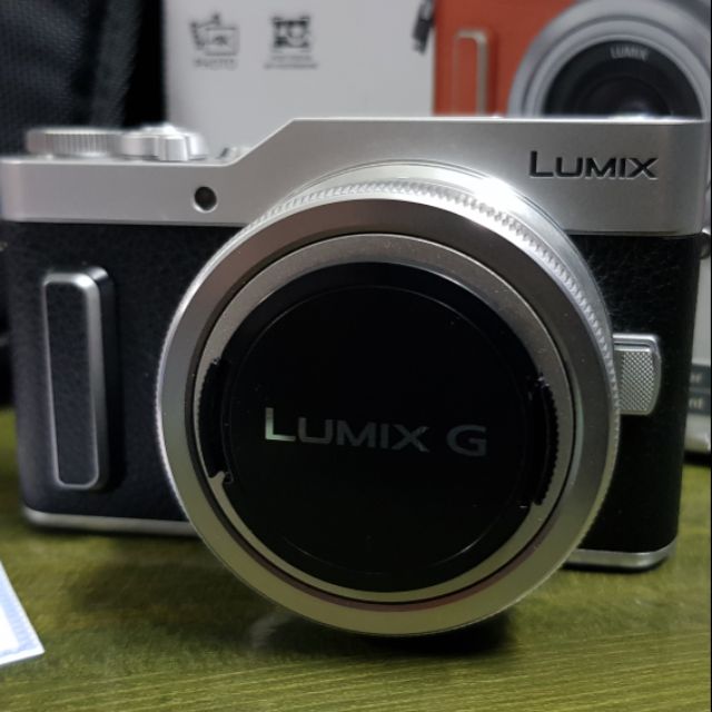 Panasonic Lumix DMC-GF10 พร้อมเลนส์ Kit 12-32 mm