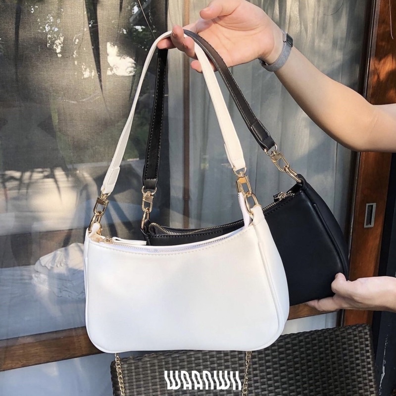 ลด45.- DECWAA Shoulder Collection กระเป๋าสะพายไหล่เรียบเก๋มีสายโซ่ให้ด้วยค่ะ