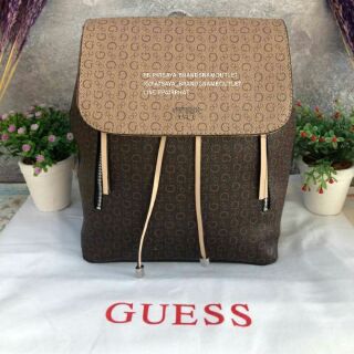 Guess Backpack แท้💯outlet
เป้หนังแกะสังเคราะห์ปั๊มโลโก้แบรนด์ทั้งใบ 
อยู่ทรง สวยหรูมาก