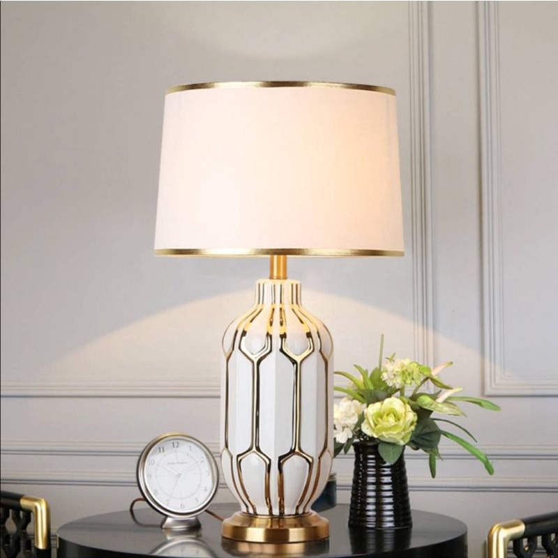 โคมไฟ​ รุ่นF07C00124