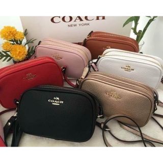 กระเป๋าสะพายcoach สวยมากมีสายคล้องมือให้คะน