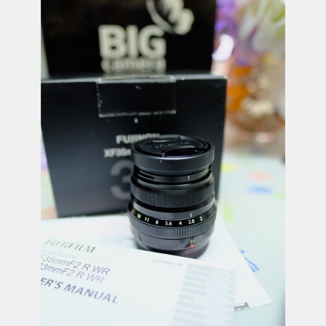 Fujinon xf35mmf2 r wr มือสอง สภาพใช้งานดีค่ะ ซื้อจากร้านbig camera ส่งต่อ 9000