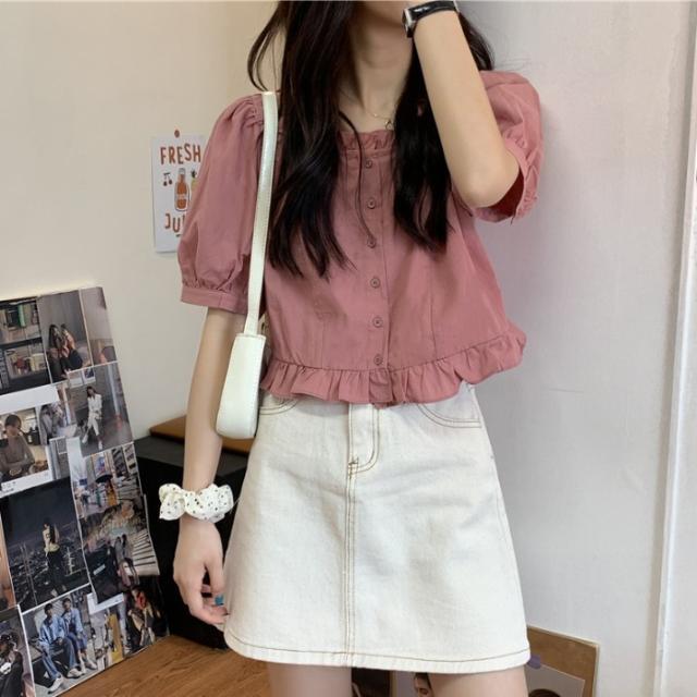 เสื้อครอปคอสี่เหลี่ยมนิชสไตล์เกาหลีฤดูร้อนใหม่ของผู้หญิง